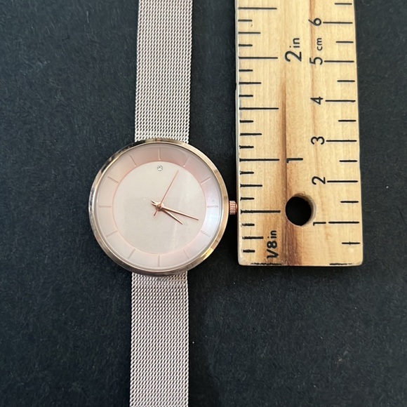 MVMT Analog Watch Rose Gold Dusty Pink - Picture 12 of 13
